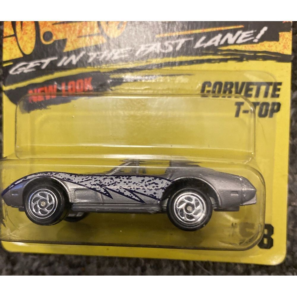 Matchbox 1996 Corvette T-Top Super Fast #58 of 75 1:64 - Picture 2 of 4